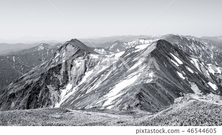 Tanigawadake mountain climbing in spring (from the Tenjin ridge route to see the head of Ojika swamp and Mt. Mantaro) 46544605