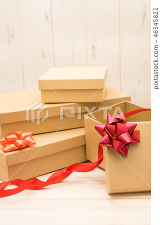 禮物盒 46545821