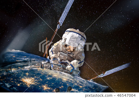 astronaut repairman clings to the planet earth 46547004