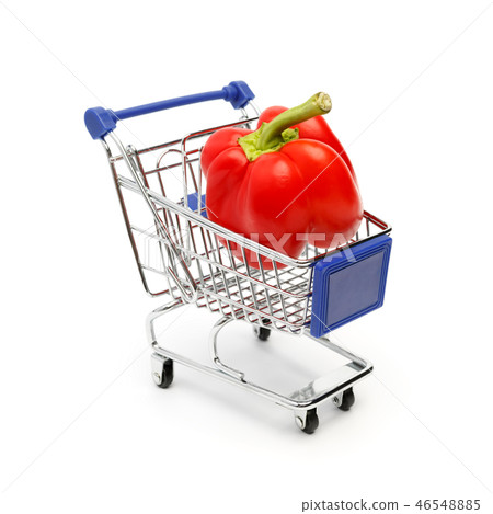 Beautiful red pepper lies in a shopping cart Beautiful red pepper lies in a shopping cart 46548885