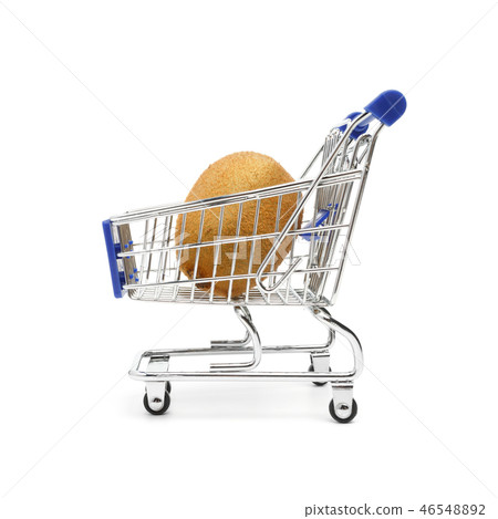 Beautiful ripe kiwi fruit lies in a shopping cart Beautiful ripe kiwi fruit lies in a shopping cart 46548892