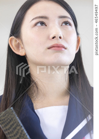 女孩眼淚畢業 46549497