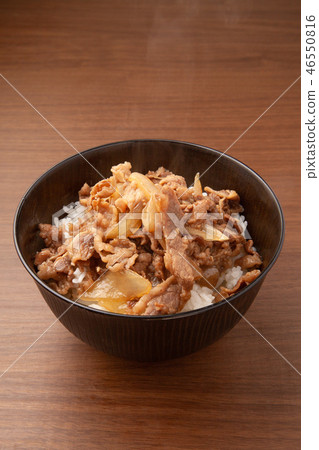 牛肉飯 46550816