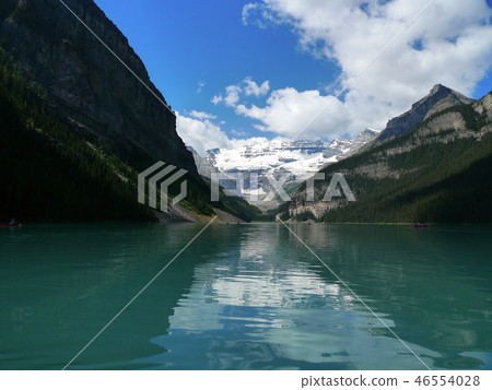 canada lakelouise 46554028