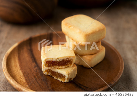 Pineapple cake is Taiwan famous dessert 46556482