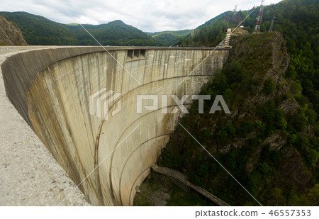Image of Vidraru Dam 46557353