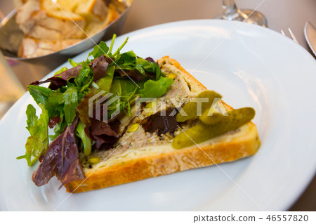 Delicious Pate en croute maison Delicious Pate en croute maison 46557820