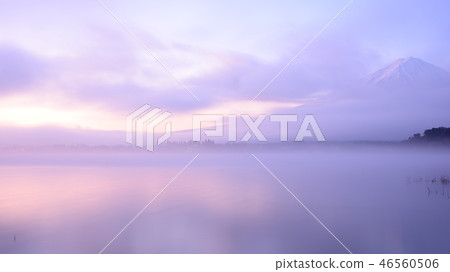 <Kawaguchiko> Mt. Fuji in Asaka (Aspect ratio 16: 9) Oishi, Minamitsuru-gun, Yamanashi Prefecture 46560506