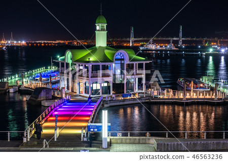 "Kanagawa Prefecture" Night view of Yokohama Minatomirai and Puri Pier 46563236