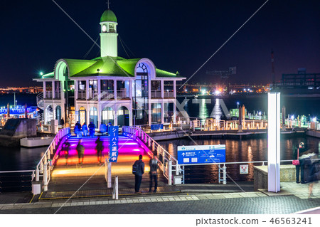 "Kanagawa Prefecture" Night view of Yokohama Minatomirai and Puri Pier "Kanagawa Prefecture" Night view of Yokohama Minatomirai and Puri Pier 46563241