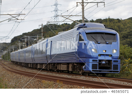 JR Kyushu Series 883 Limited Express Sonic JR Kyushu Series 883 Limited Express Sonic 46565071