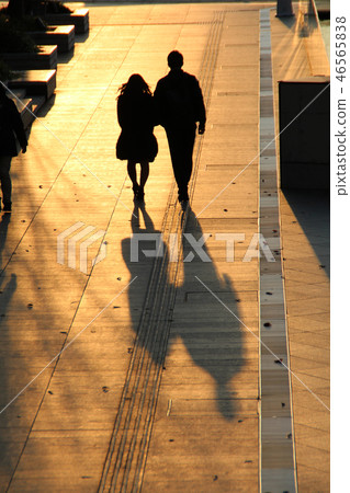 West sun silhouette 46565838