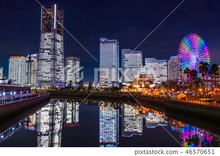 "Kanagawa prefecture" Yokohama Minato Mirai · whole building light up night view "2018" 46570651