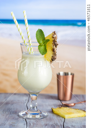 Cold pina colada cocktail Cold pina colada cocktail 46571811