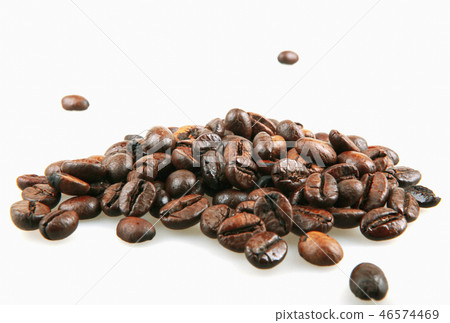 Coffee Beans Isolated On White Background 46574469