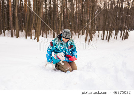 Jack Russell Terrier. Dog playing in winter park. Pet concept. 46575022