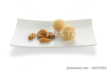 Photo 46575958