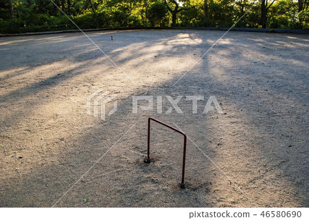 公園裡的陽光 公園裡的陽光 46580690