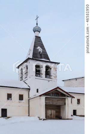 Bell tower of ancient russian monastery in winter 46581950