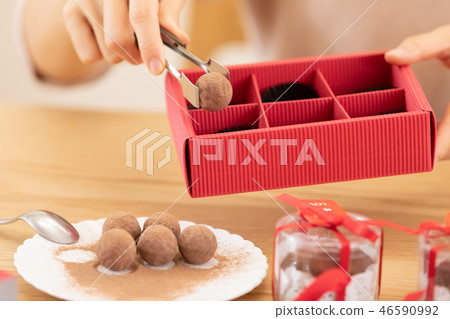 Valentine's Day Wrapping Valentine's Day Wrapping 46590992