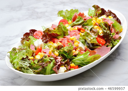 烤牛肉沙拉 46599937