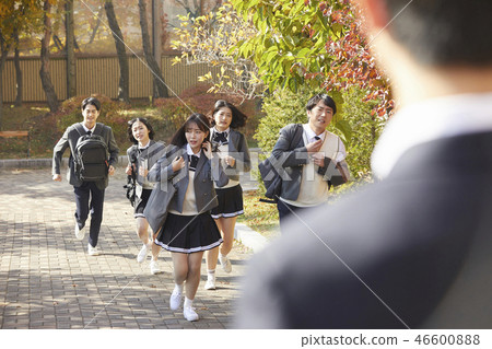 Man, woman, junior high school student, high school student, teacher, Korean 46600888
