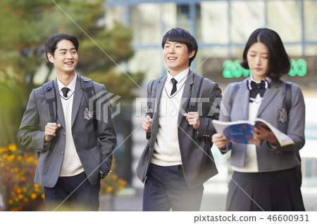 Women, men, junior high school students, high school students, Koreans 46600931