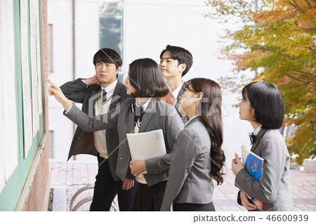 Women, men, junior high school students, high school students, Koreans 46600939