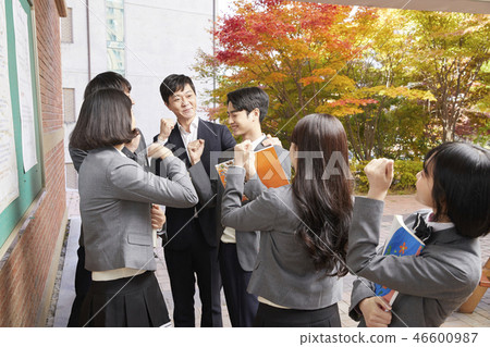 Man, woman, junior high school student, high school student, teacher, Korean Man, woman, junior high school student, high school student, teacher, Korean 46600987