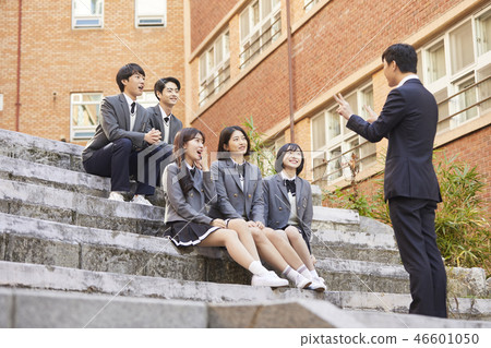 男人，女人，初中生，高中生，老師，韓國人 46601050