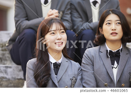 女性,男性,初中生,高中生,韓國人 女性,男性,初中生,高中生,韓國人 46601065