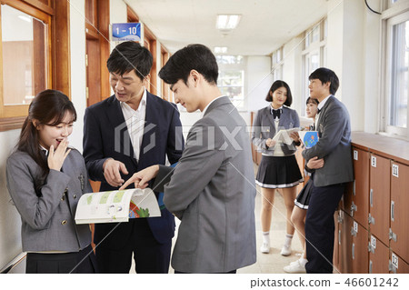Man, woman, junior high school student, high school student, teacher, Korean 46601242