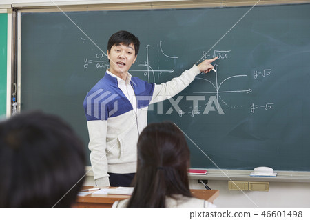 男人，女人，初中生，高中生，老師，韓國人 46601498