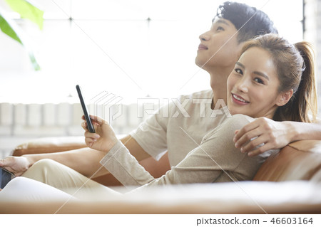 Couple lifestyle 46603164