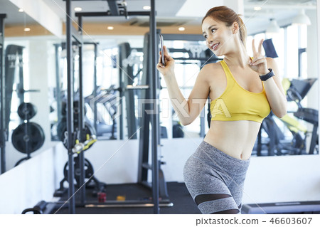 Women sportswear Women sportswear 46603607