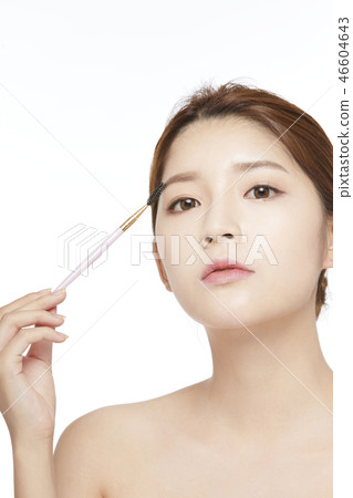 Women Beauty Series Makeup 46604643