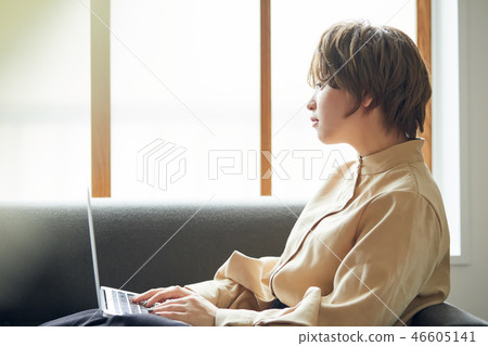 Shortcut Woman Lifestyle 46605141