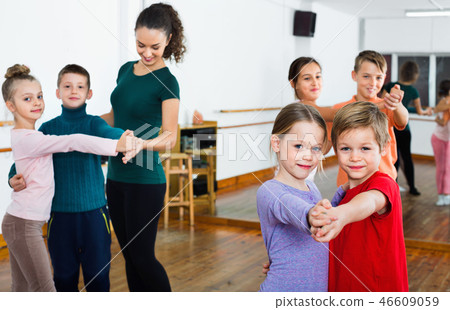 Children studying of partner dance at dance school Children studying of partner dance at dance school 46609059