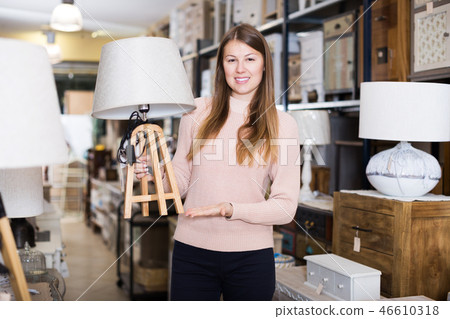 consumer choosing torchere consumer choosing torchere 46610318