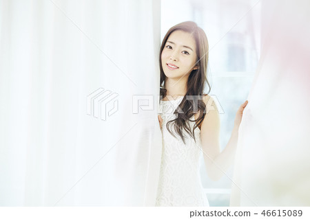 禮服,優雅,年輕的女人 禮服,優雅,年輕的女人 46615089