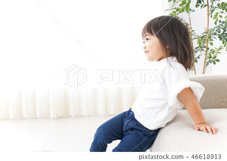 母親和孩子 46618913