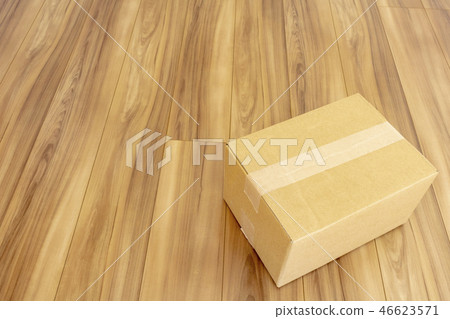 New house room and cardboard box 46623571