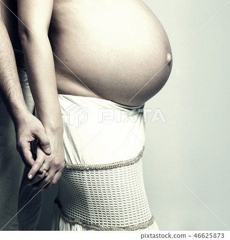 Young pregnant woman Young pregnant woman 46625873