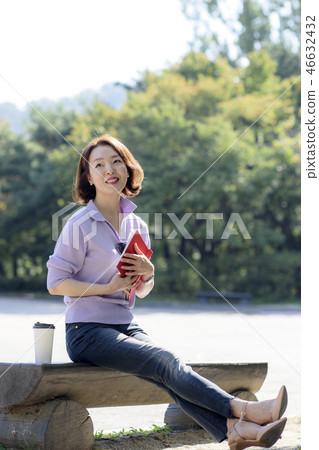 快樂的中年人 快樂的中年人 46632432