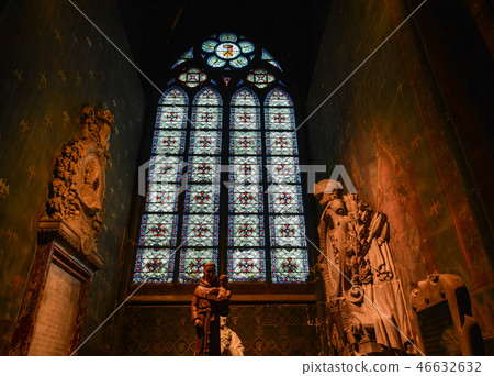 Interior of Notre-Dame de Paris 46632632
