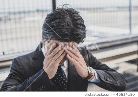 煩惱 商務人士 商人 46634180