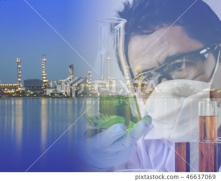 Double explore scientist in laboratory to research Double explore scientist in laboratory to research 46637069