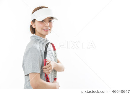 年輕的女士網球 年輕的女士網球 46640647