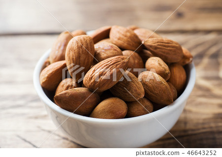Almonds in a bowl. Selective focus Close up Almonds in a bowl. Selective focus Close up 46643252