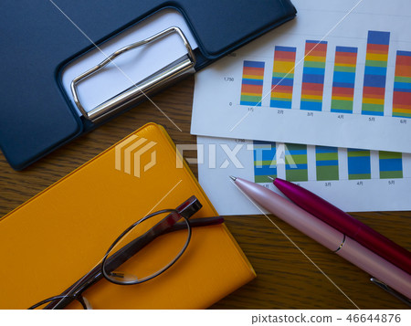 企業圖像，圖表，黏合劑，筆記本，玻璃，婦女 46644876